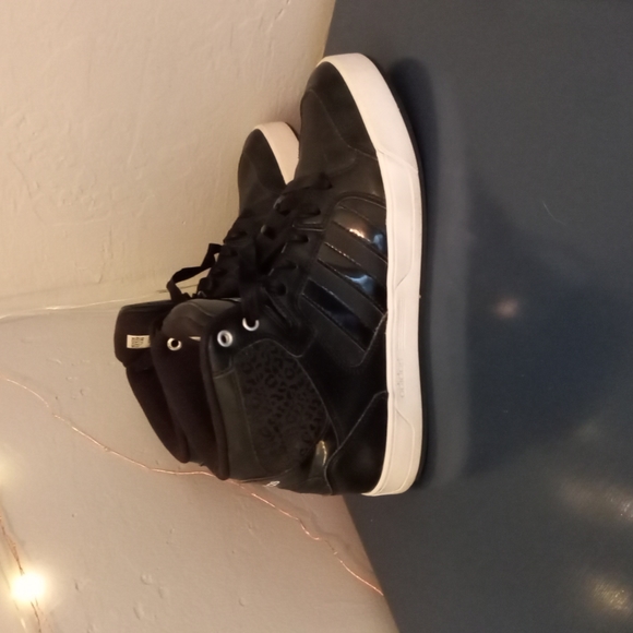 Adidas Women's high top shoe - Picture 6 of 7